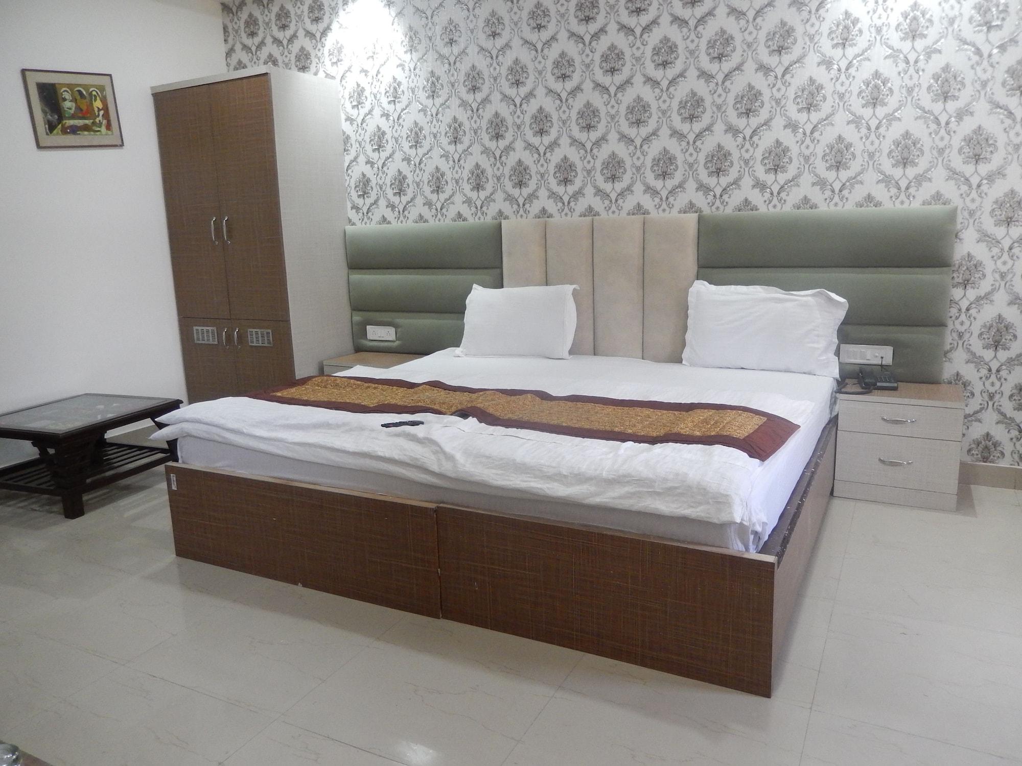 A New Delhi Hotel Orchid Garden Exterior photo