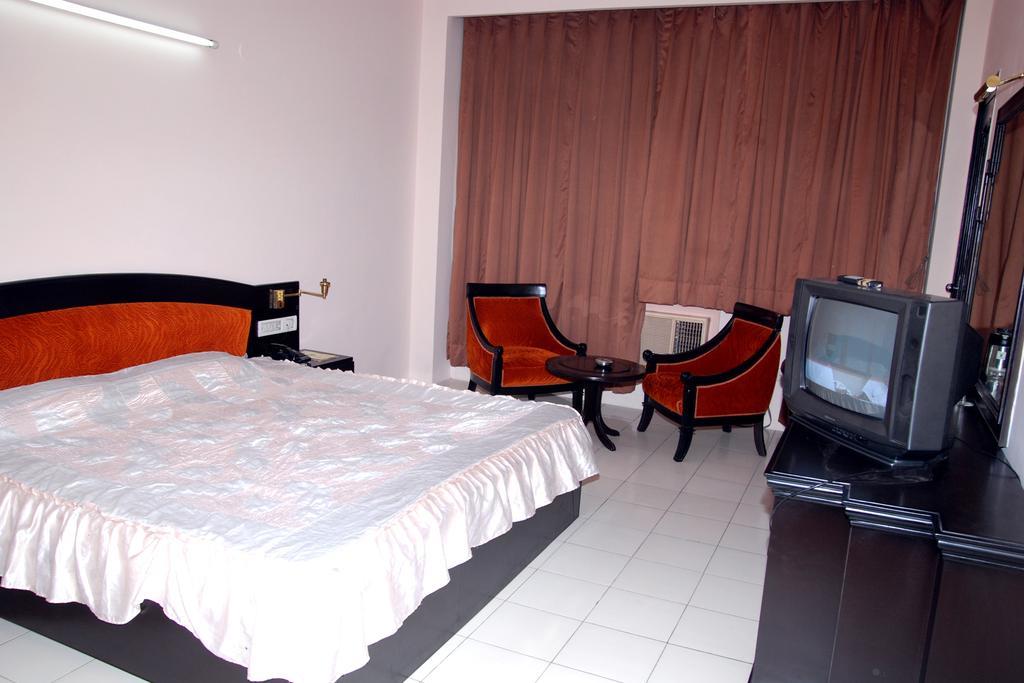 A New Delhi Hotel Orchid Garden Room photo