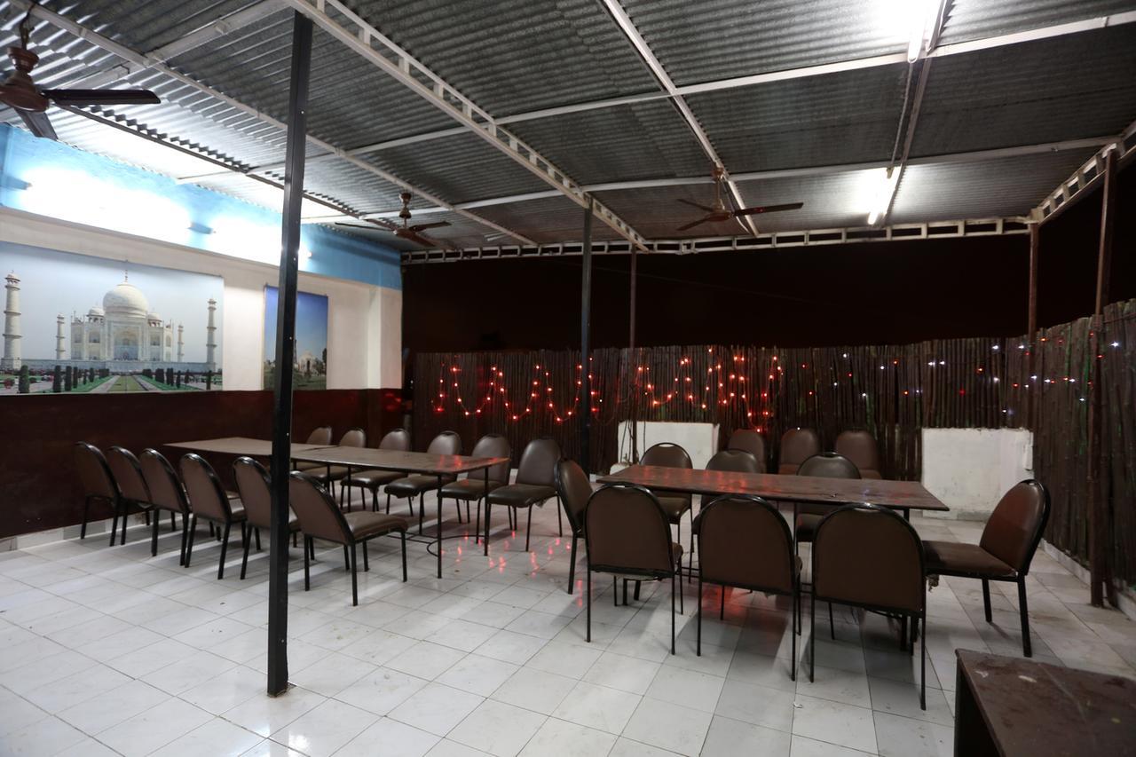 A New Delhi Hotel Orchid Garden Exterior photo