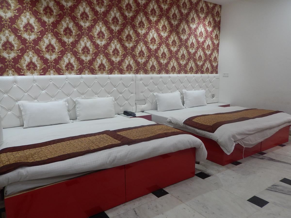 A New Delhi Hotel Orchid Garden Exterior photo