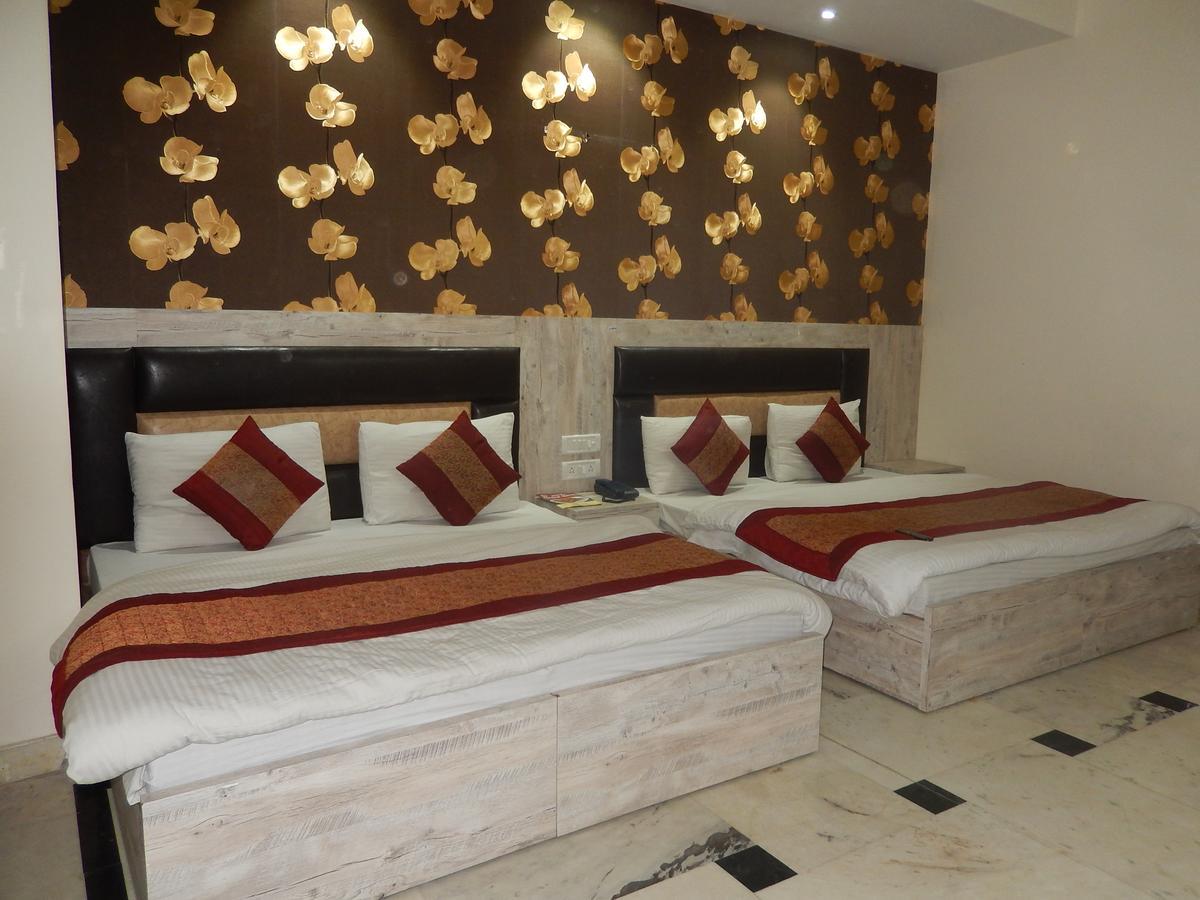 A New Delhi Hotel Orchid Garden Exterior photo